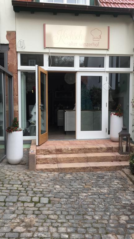Alter Winzerhof Weisenheim Am Berg E.K. Hotel Exterior foto